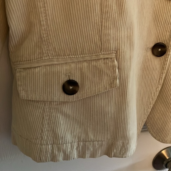 Talbot’s corduroy blazer in Ivory. Size 10. - Picture 4 of 7